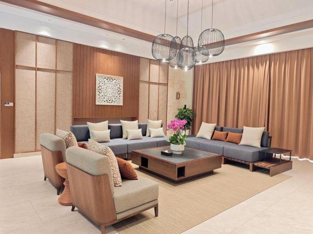 LN DongFang Hot Spring Resort 30/50