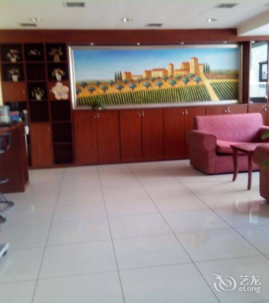 Mercure Qingdao Zhanqiao 6/46