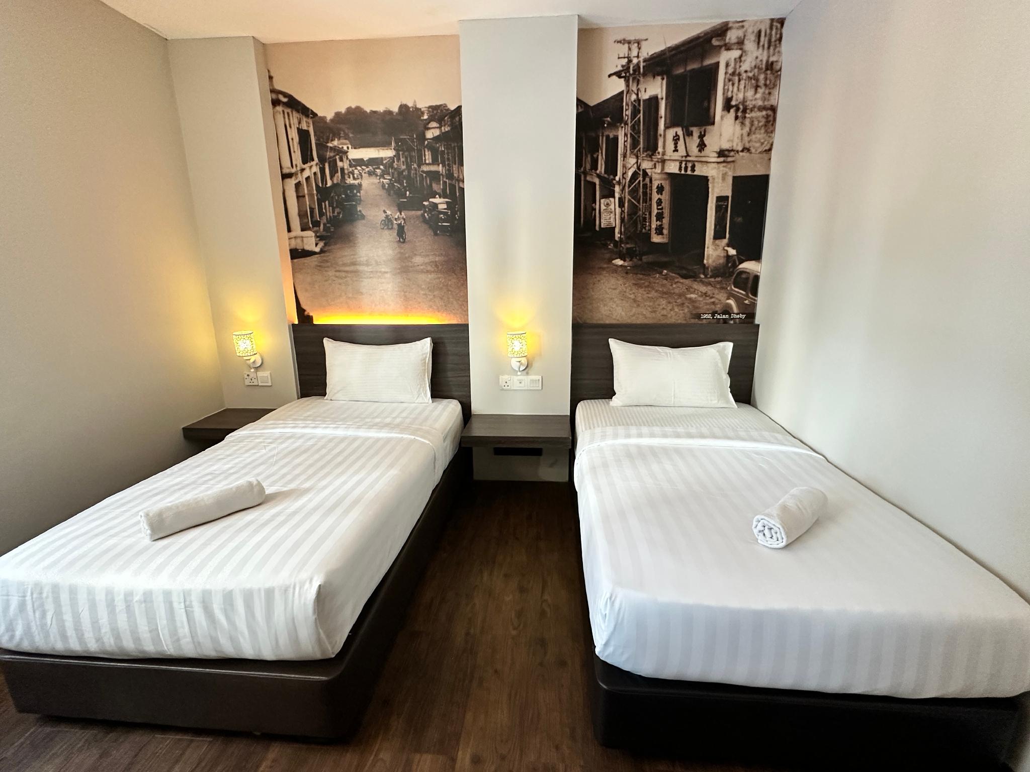 Superior, Twin Beds