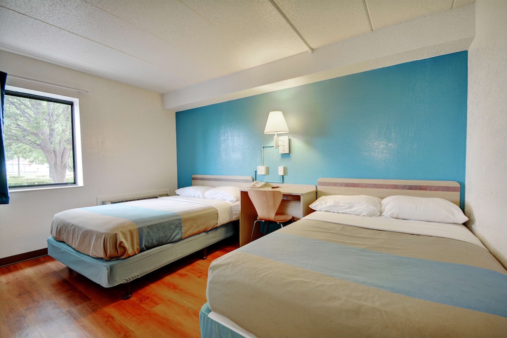 Motel6 Newport, RI 29/41