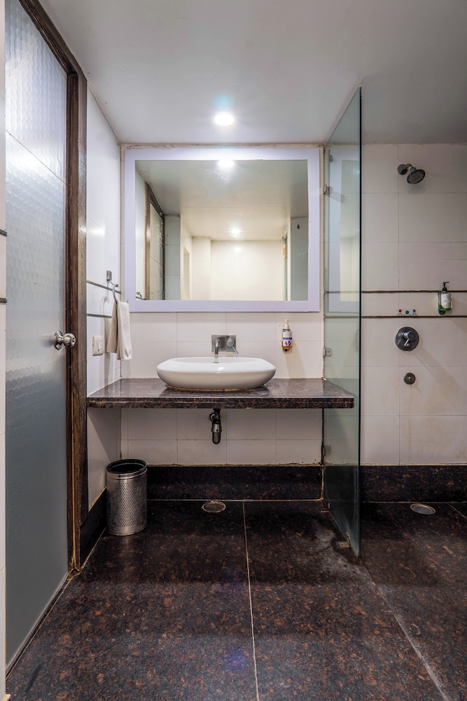 Hotel Le Roi 50/50