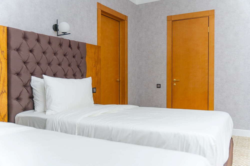 Suite, Twin Beds