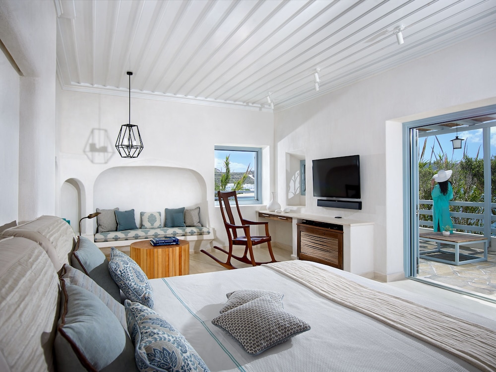 Belvedere Waterfront Villa and Suites 10/49