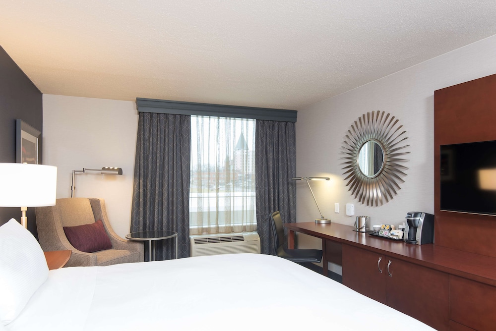 DoubleTree by Hilton Hotel Schenectady 18/51