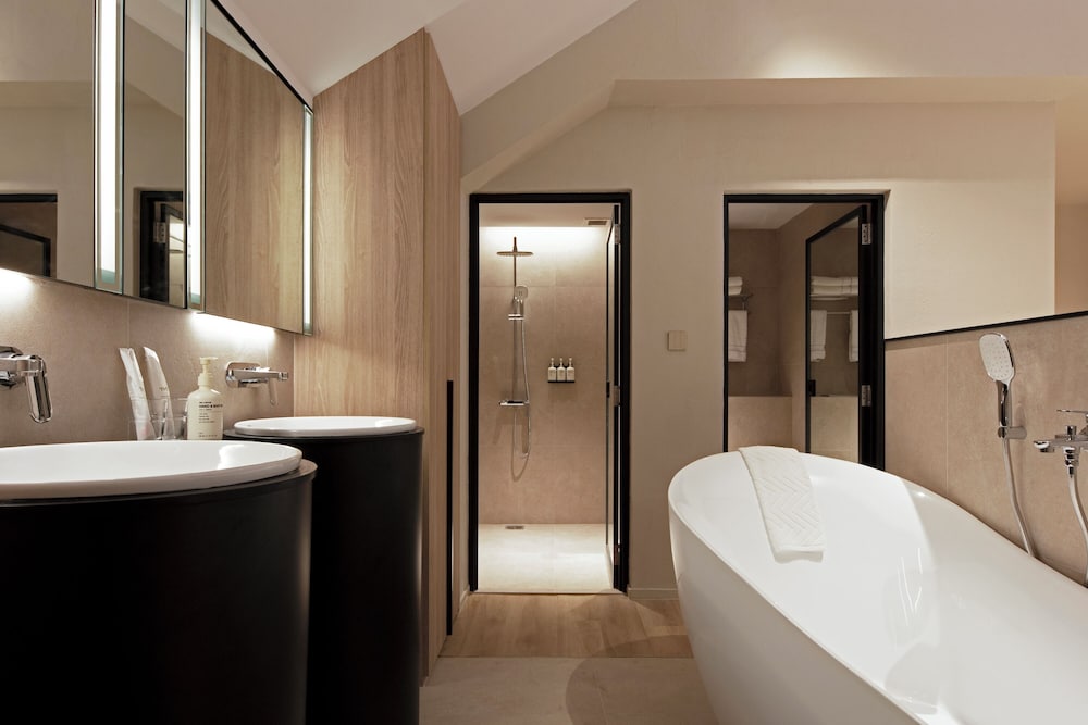 Hotel 1900 64/64