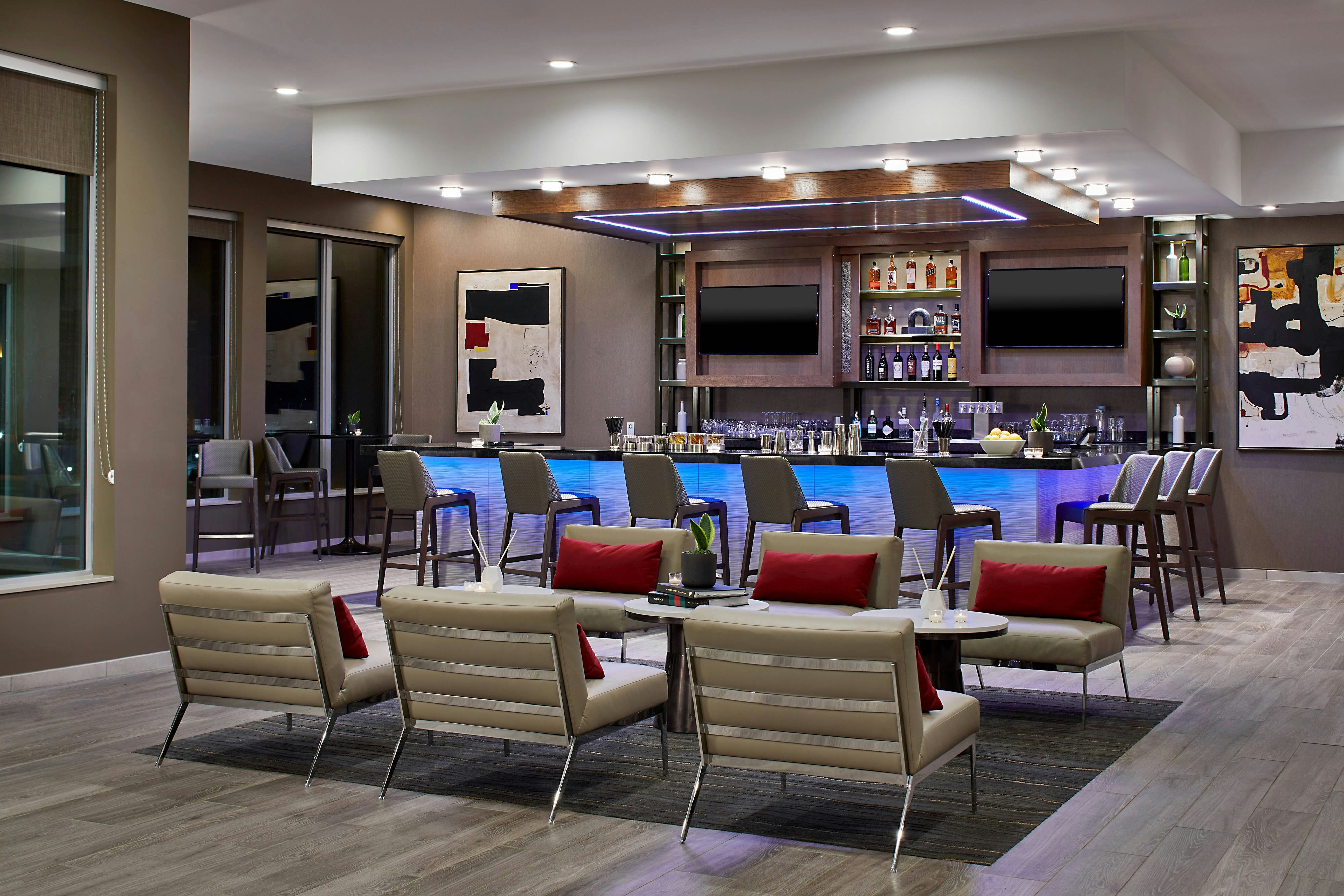 AC Hotel by Marriott Tuscaloosa Downtown 24/32