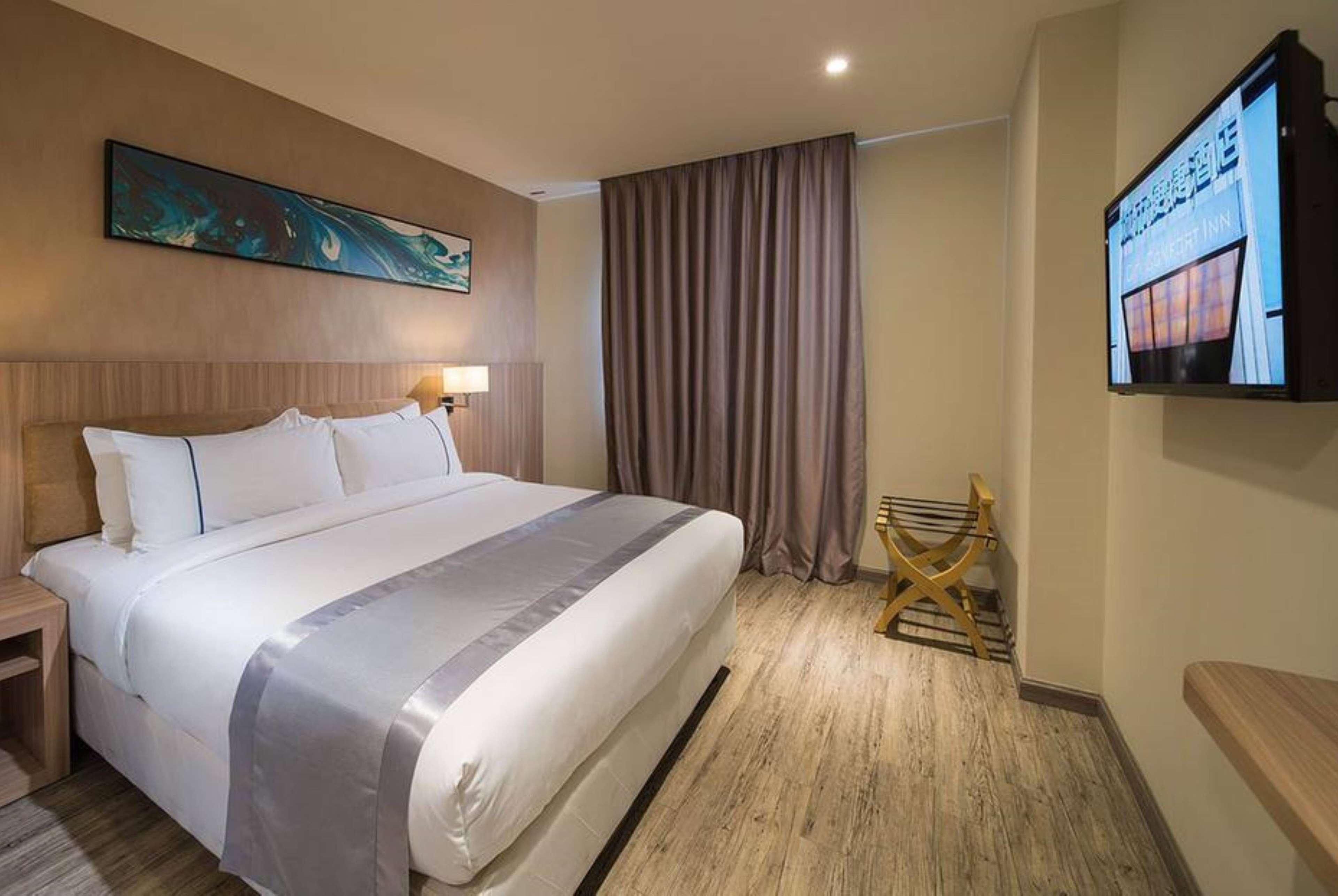 Room, Queen Bed