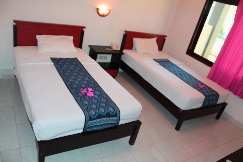 Aman Gati Hotel Lakey 16/50