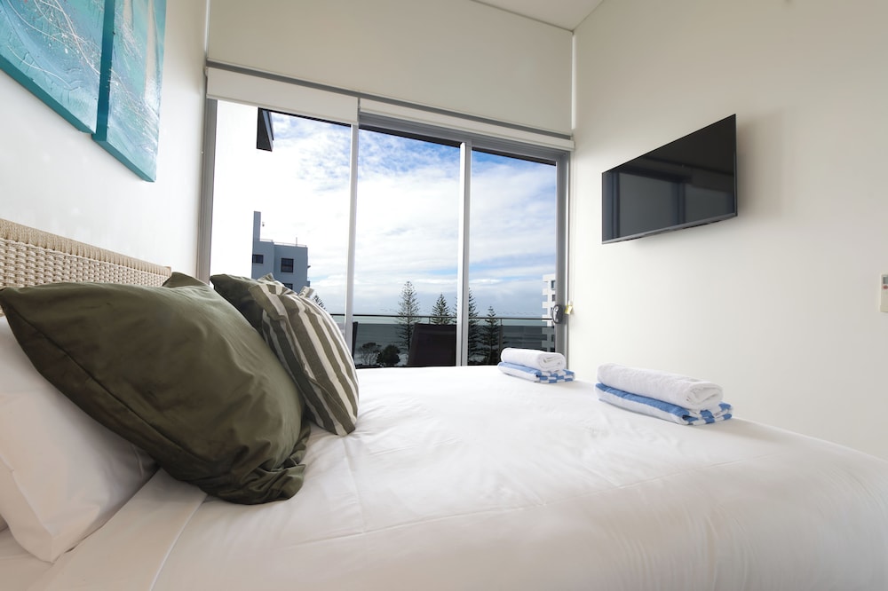 COCO Mooloolaba 18/50