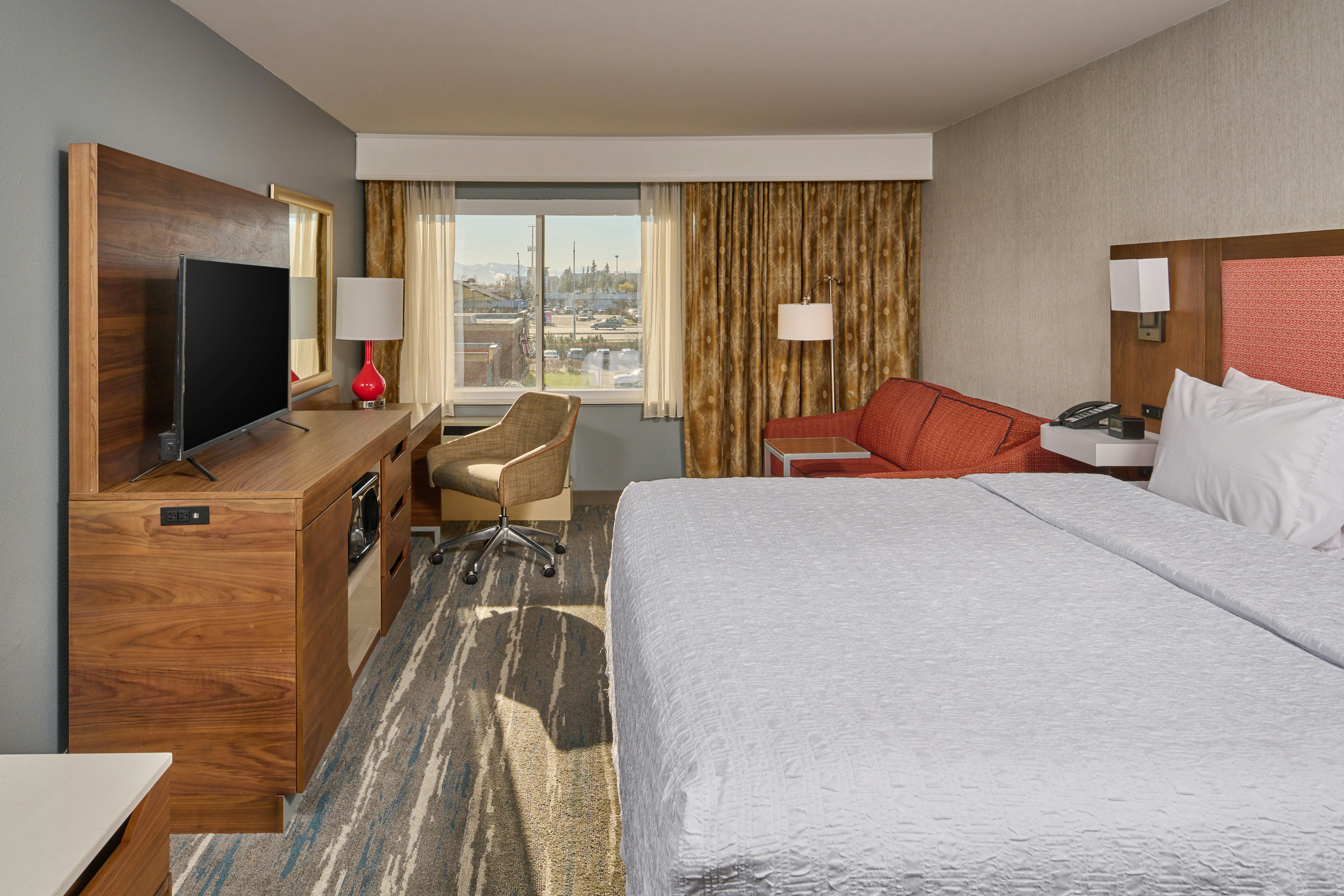 ROOM, KING BED