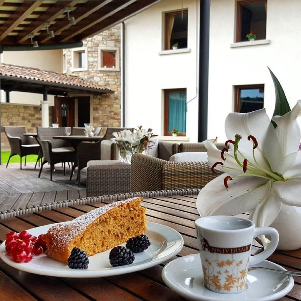 HOTEL PURLILIUM 38/50