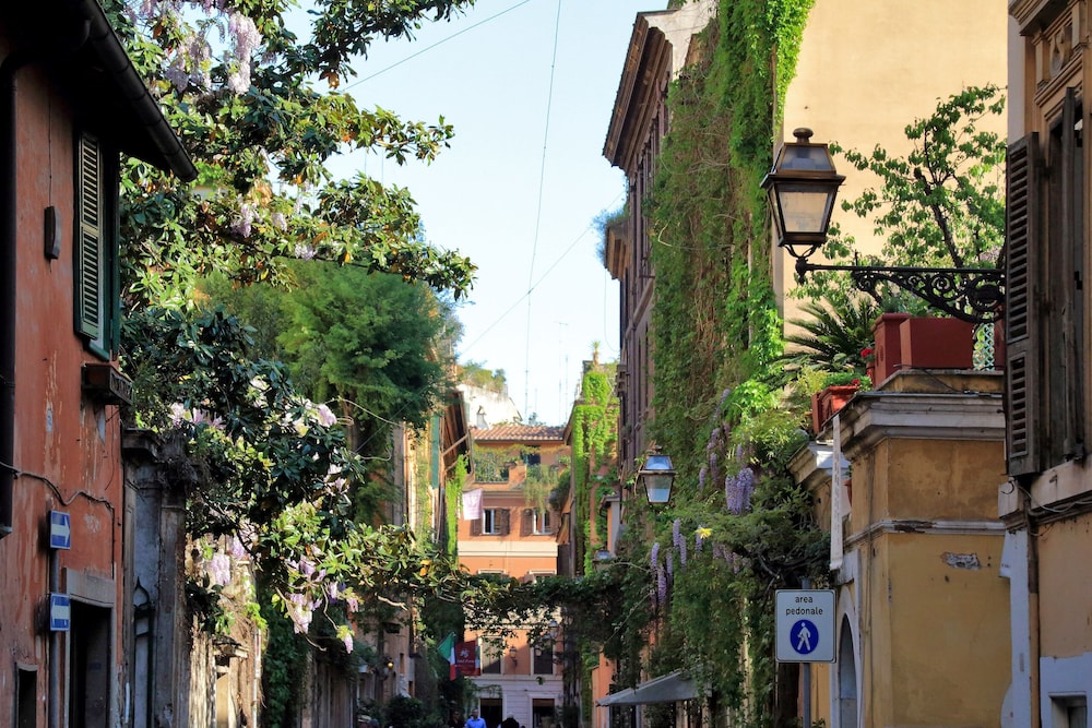 Piazzetta Margutta - My Extra Home 72/77