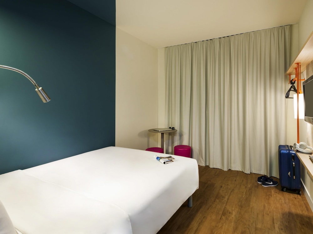 Ibis Navegantes Itajai 29/65