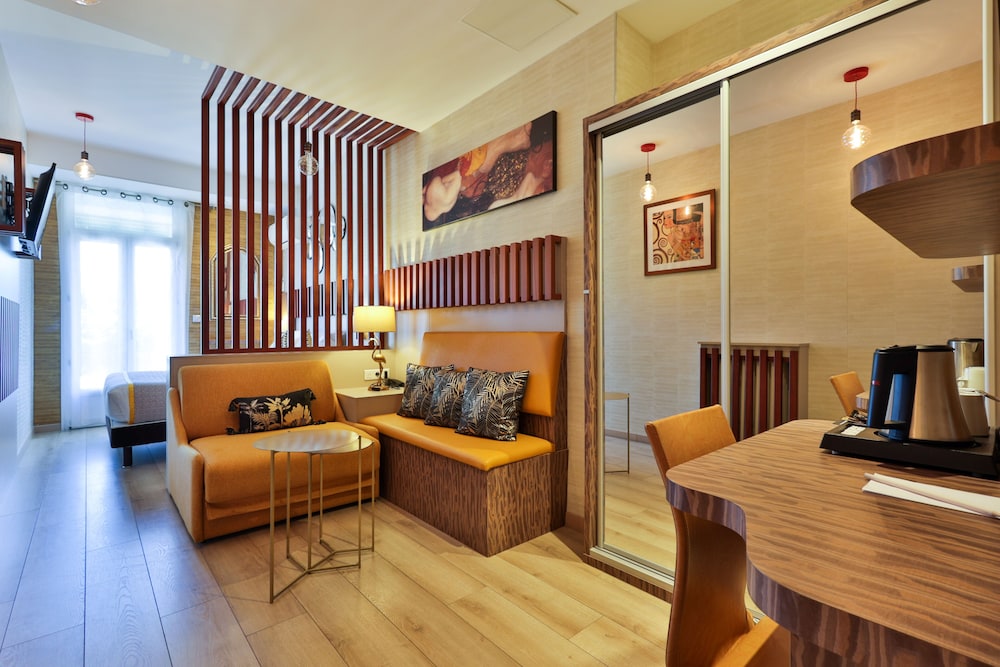 Hotel Provencal 26/50