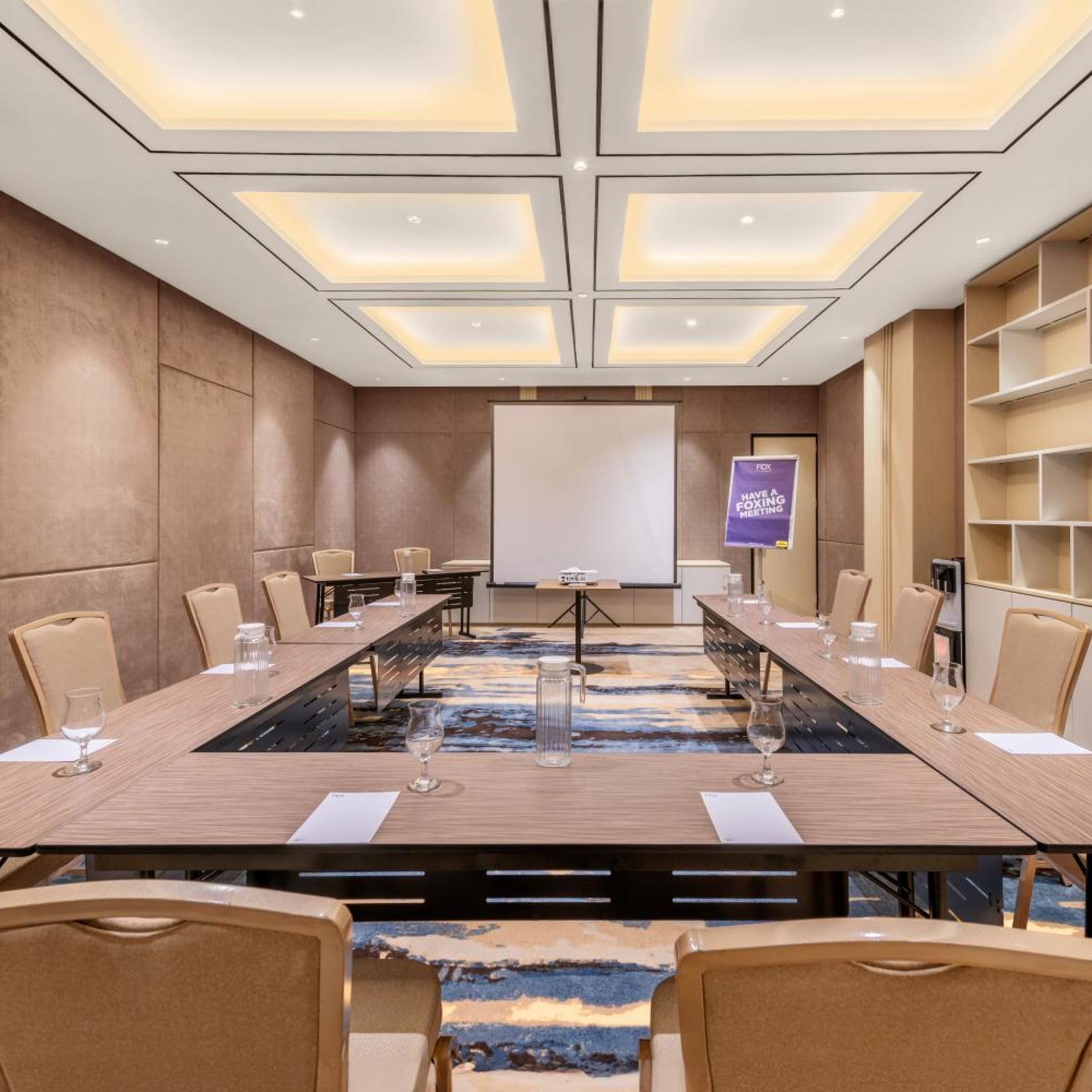 FOX LITE Hotel Majalaya 42/56
