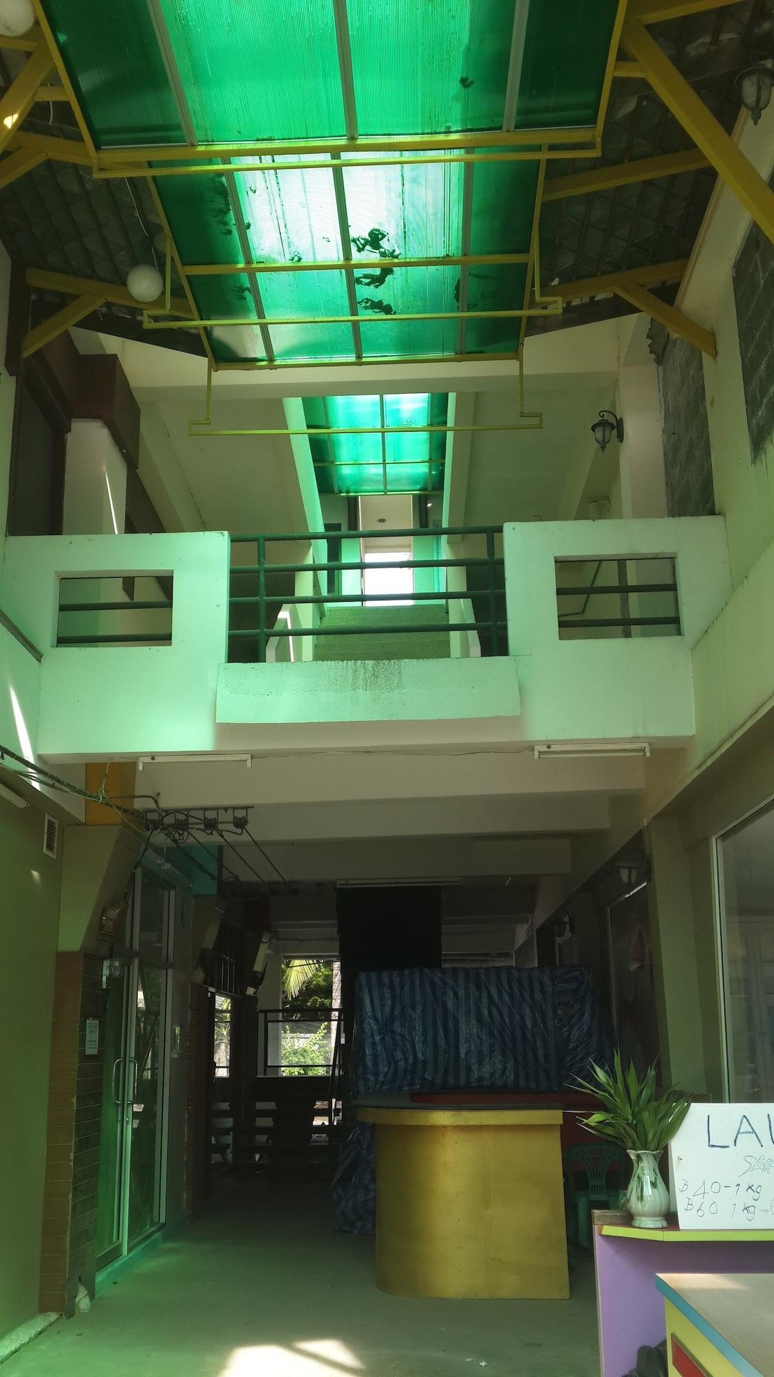 Chaweng Inn 1/18