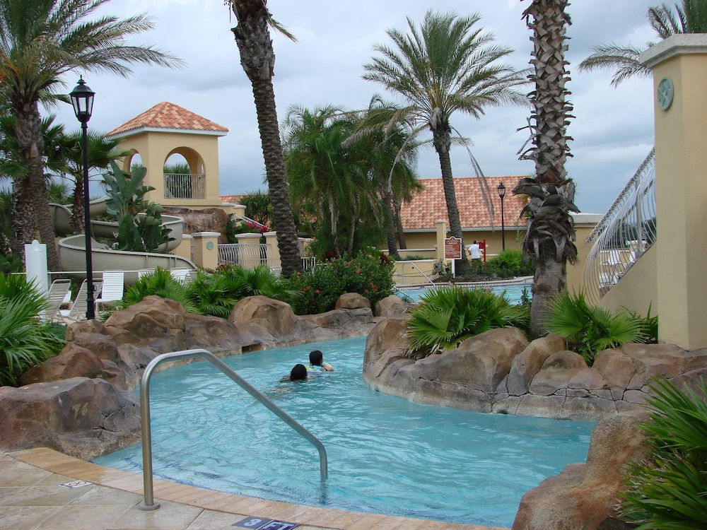 Villas At Regal Palms 22/51