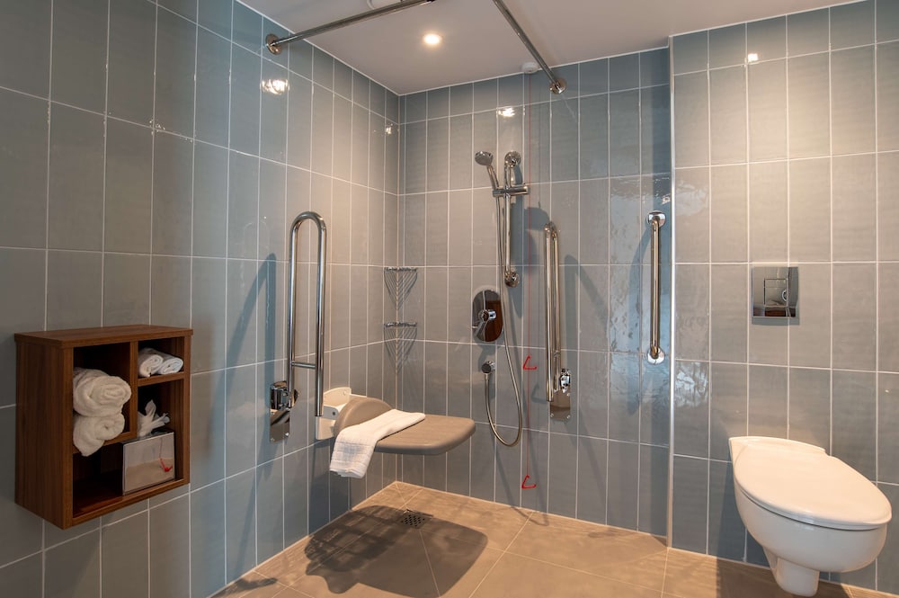 Hampton by Hilton Canterbury 14/61