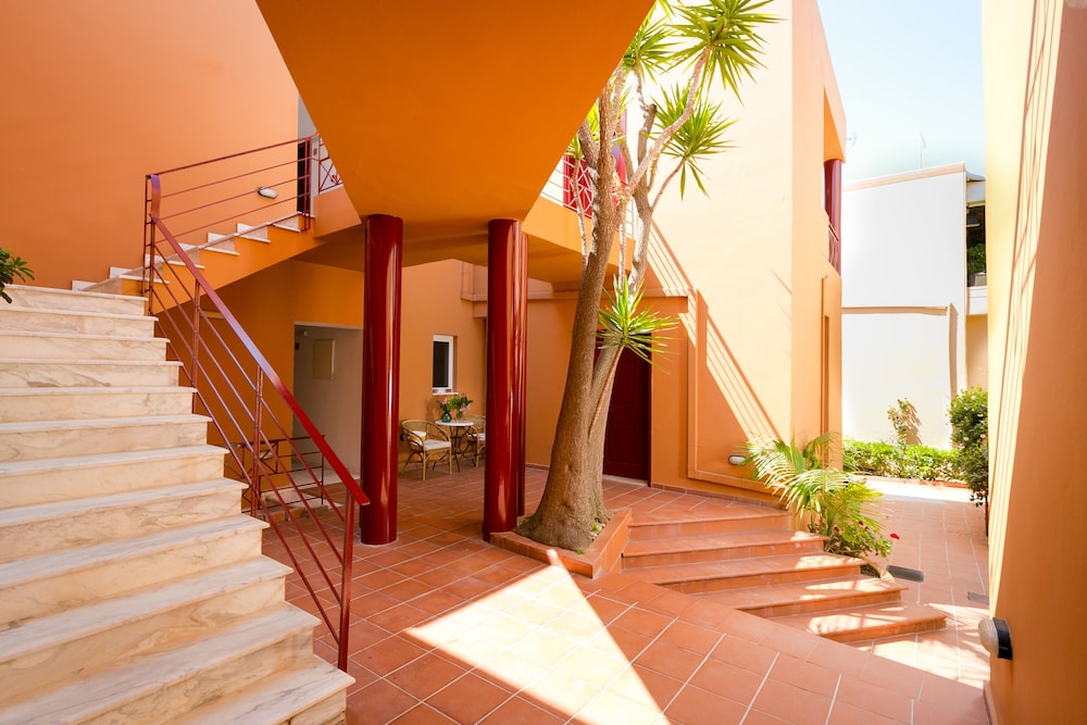 Hotel Elotia 29/30