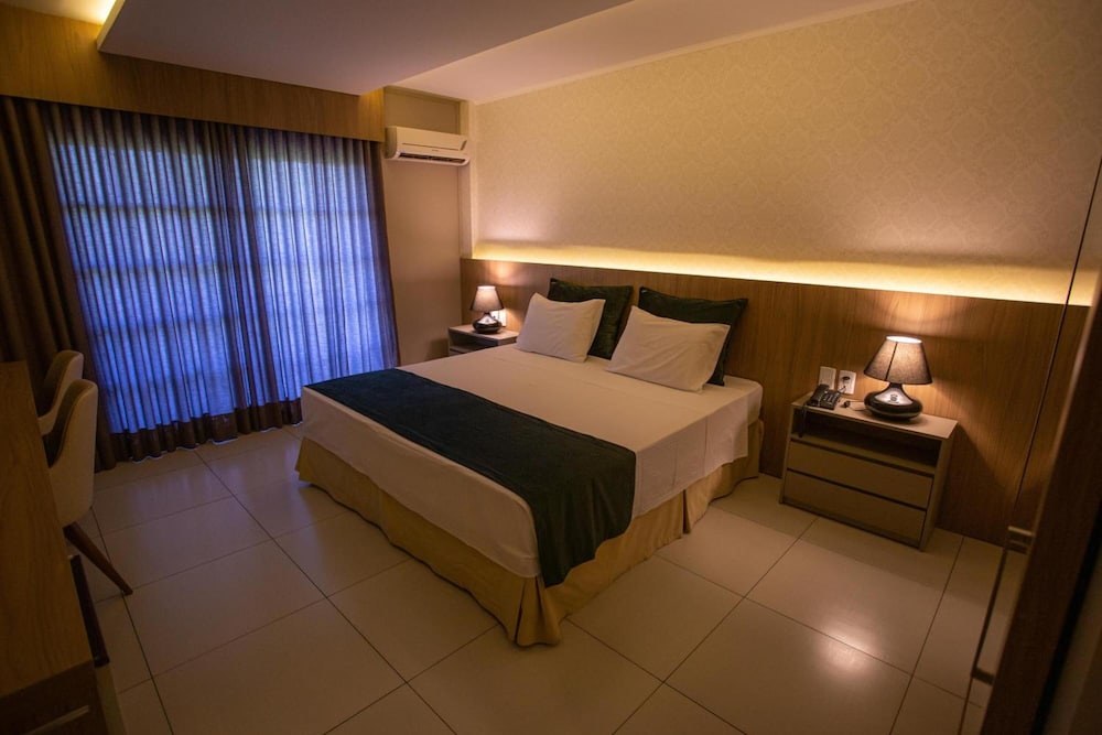HOTEL AGUAS CLARAS 30/50