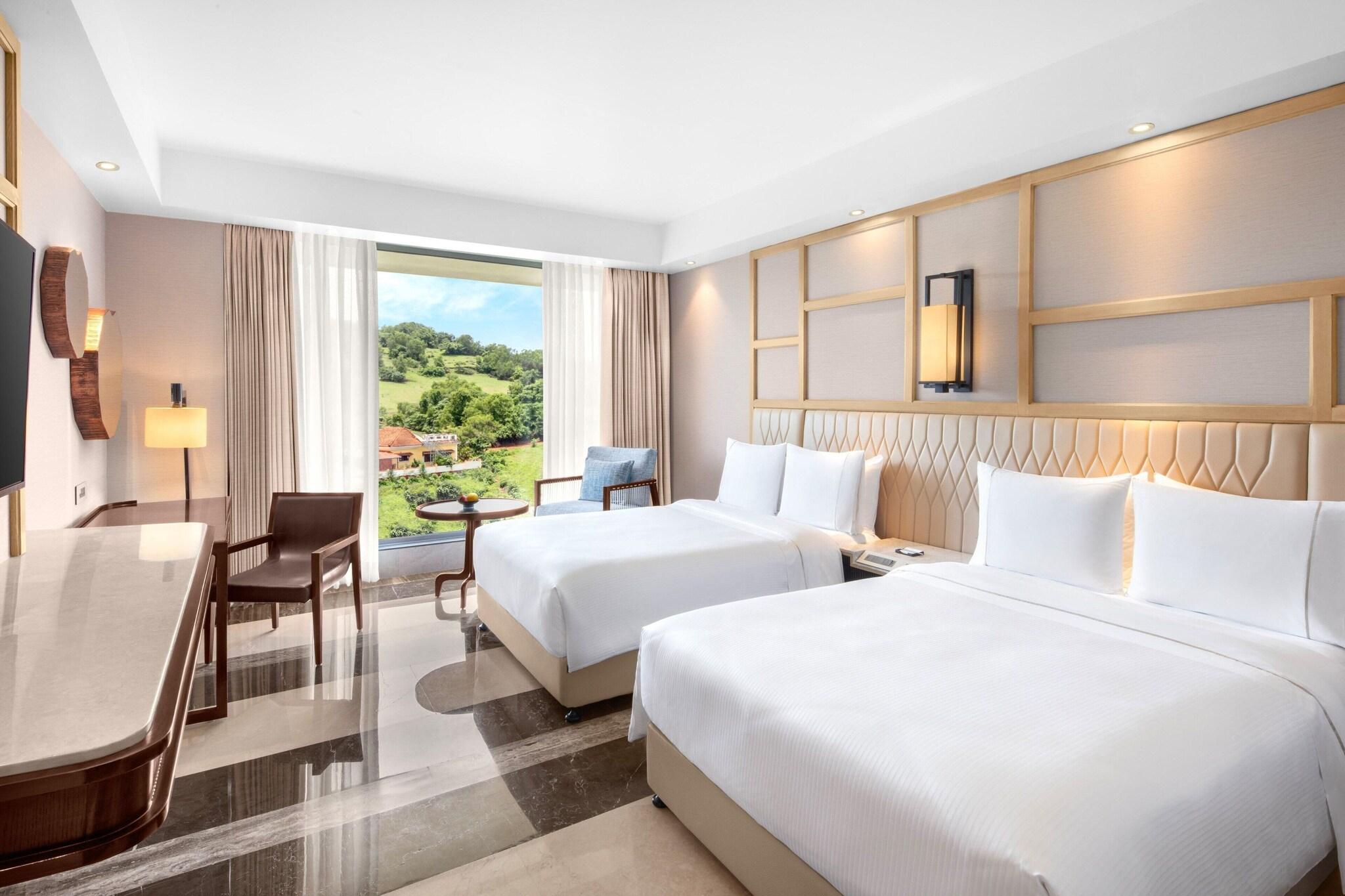 Standard, Twin Beds