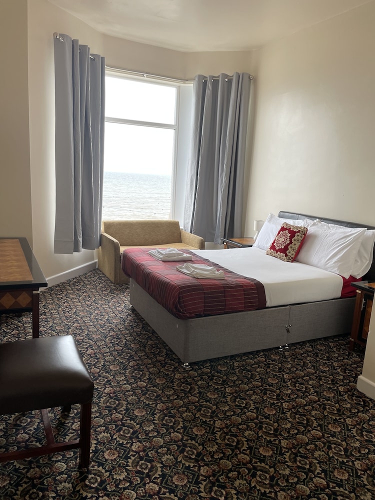 North Ocean Hotel 11/34