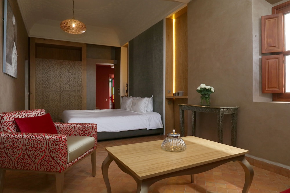 Riad Ysalis 19/50