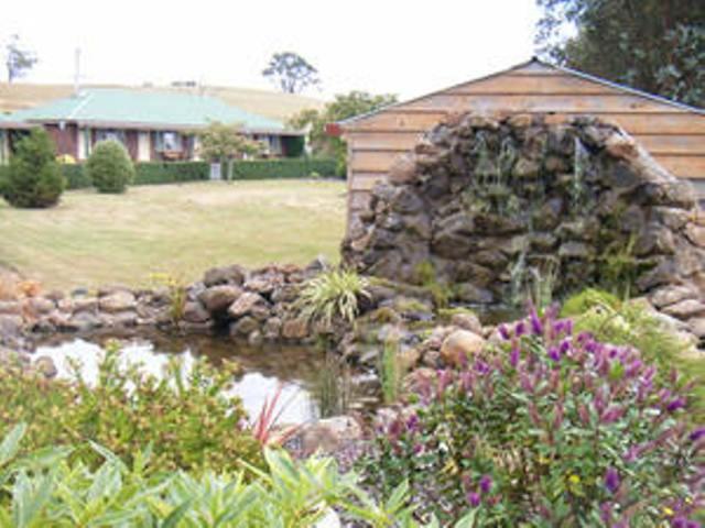 KENTISH HILLS RETREAT 13/21