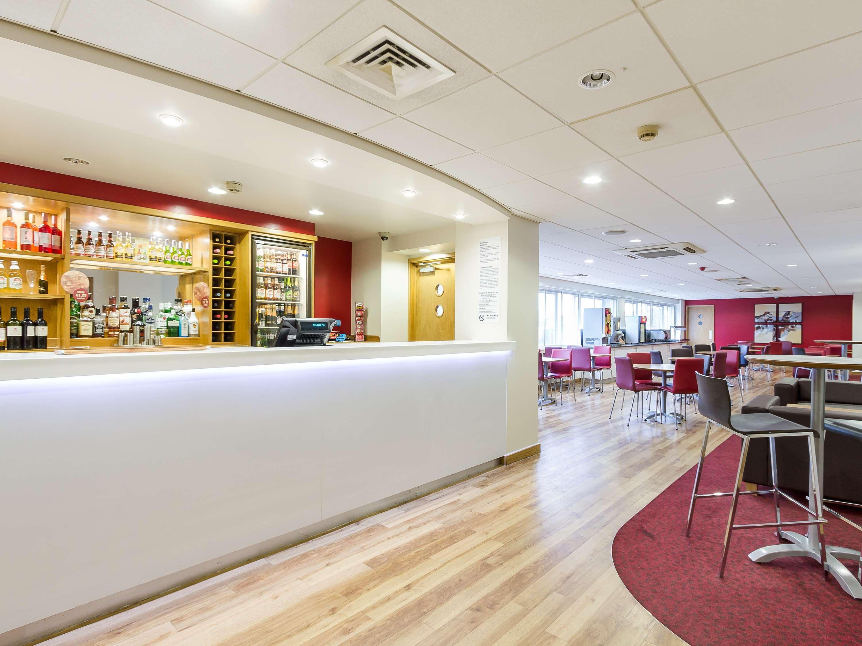 Travelodge London Chessington Tolworth 3/32