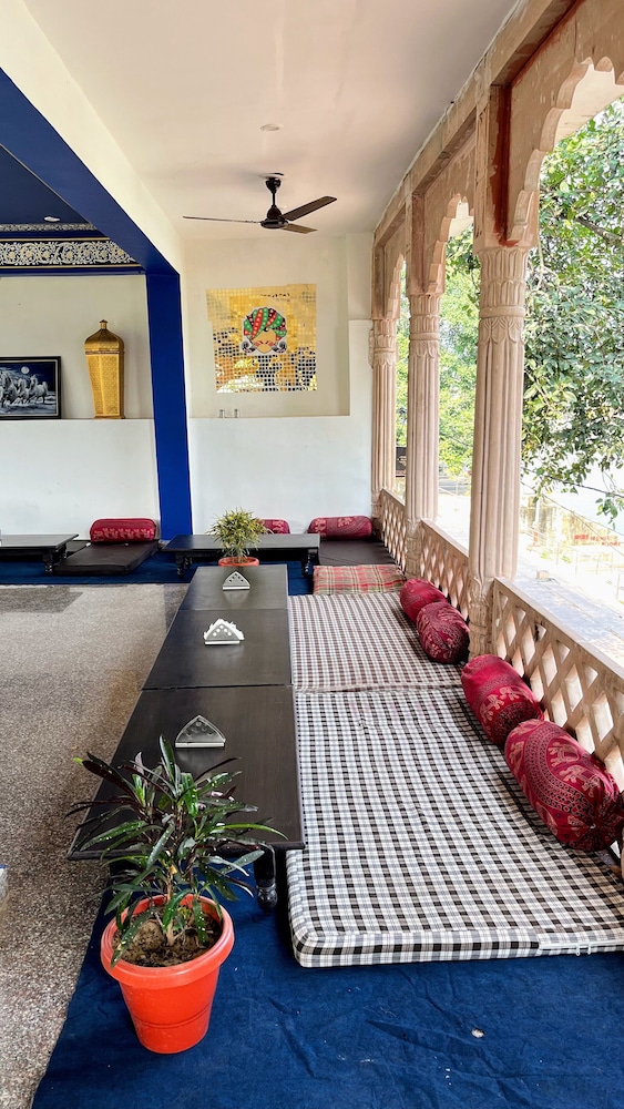 Hotel Radhika Palace Pushkar 18/41