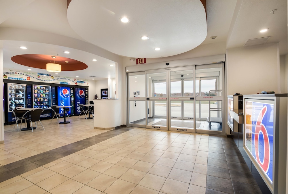 Motel6 Poplar Bluff, MO 37/60