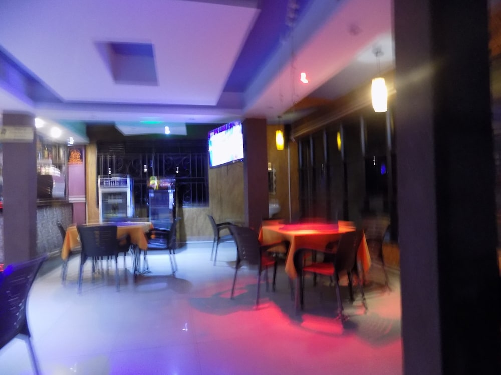 Japs Motel Mbarara 17/22