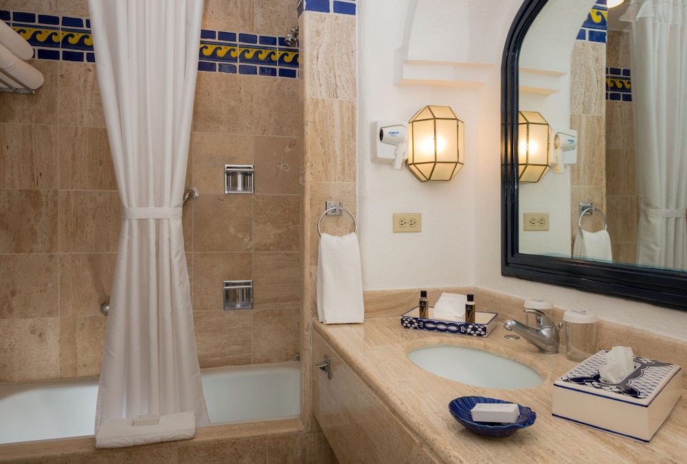 Pueblo Bonito Los Cabos Beach Resort 16/74