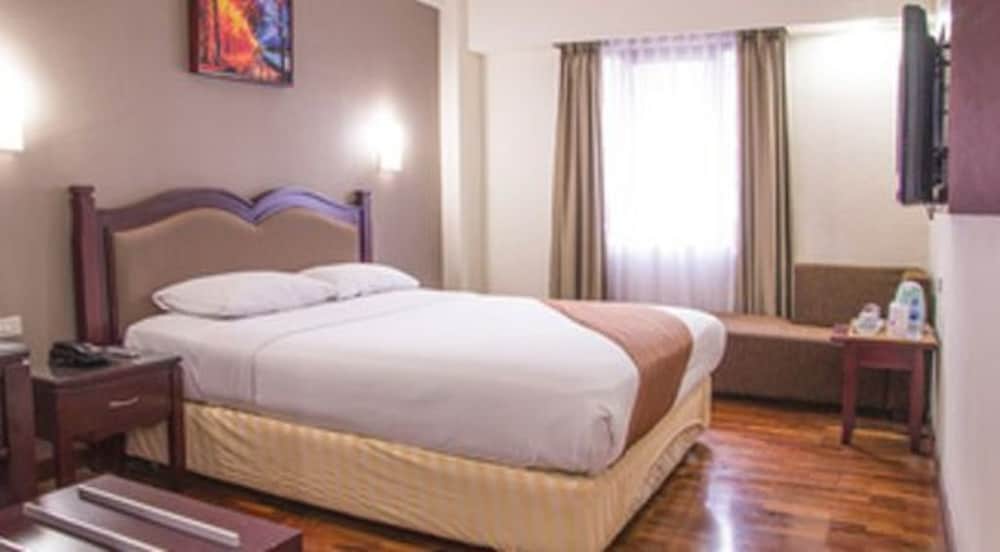 GRAND SUPERIOR, DOUBLE BED