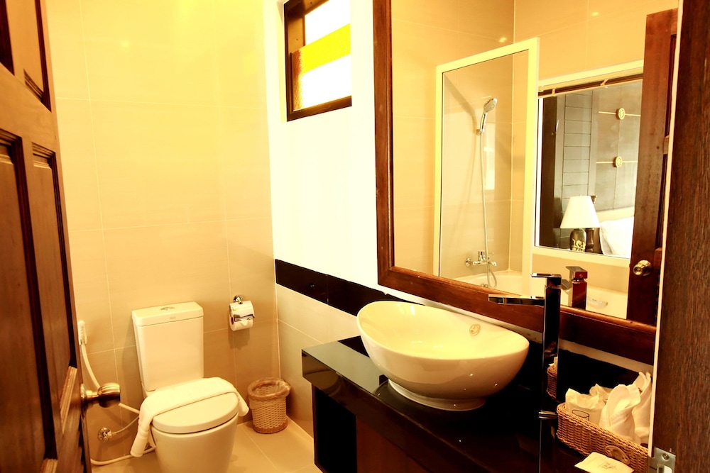 Baan Ratchiangsaen 13/56
