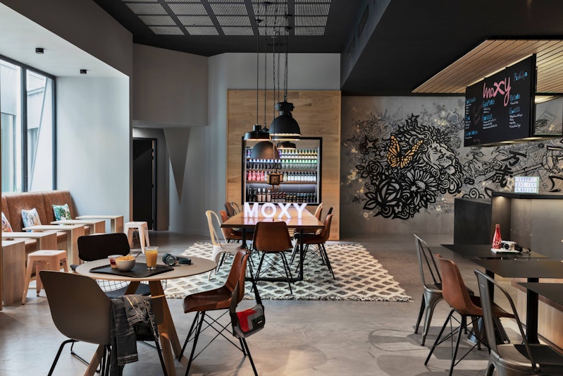 Moxy Lyon Airport 17/21