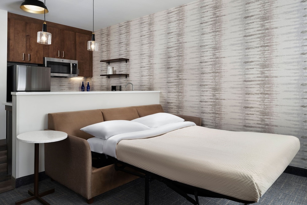 Inn at Bellefield / Hyde Park 13/44