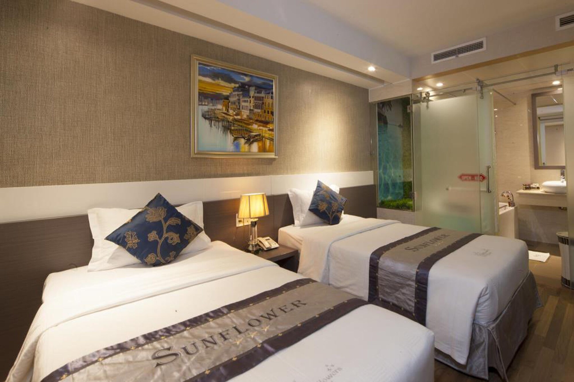 SUPERIOR, TWIN BEDS