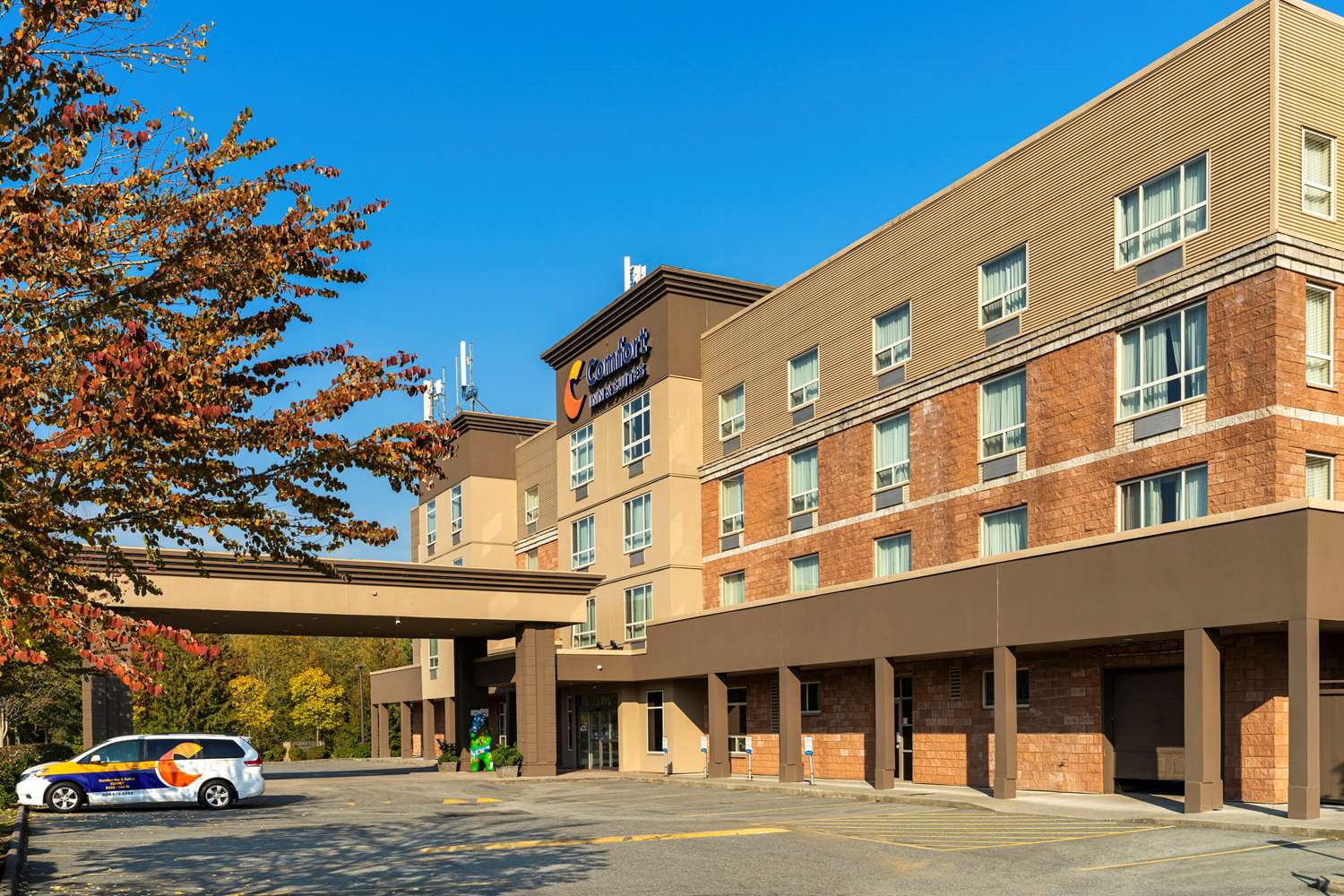 Comfort Inn & Suites Surrey 58/60