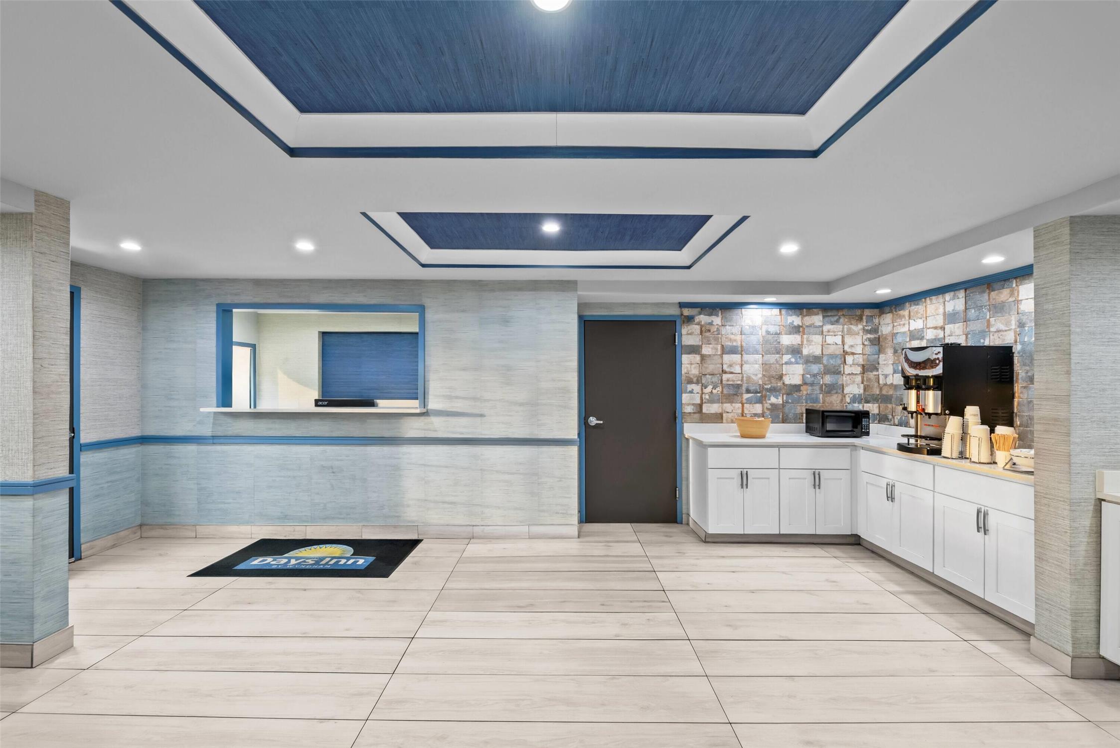Days Inn by Wyndham Chesapeake 11/45