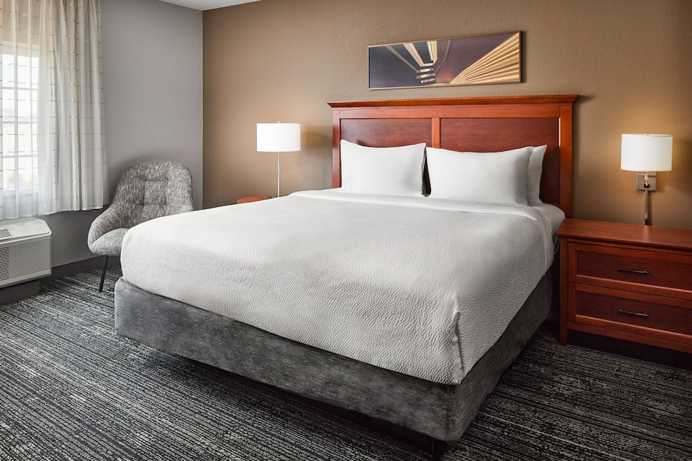1 BEDROOM, SUITE, ACCESSIBLE