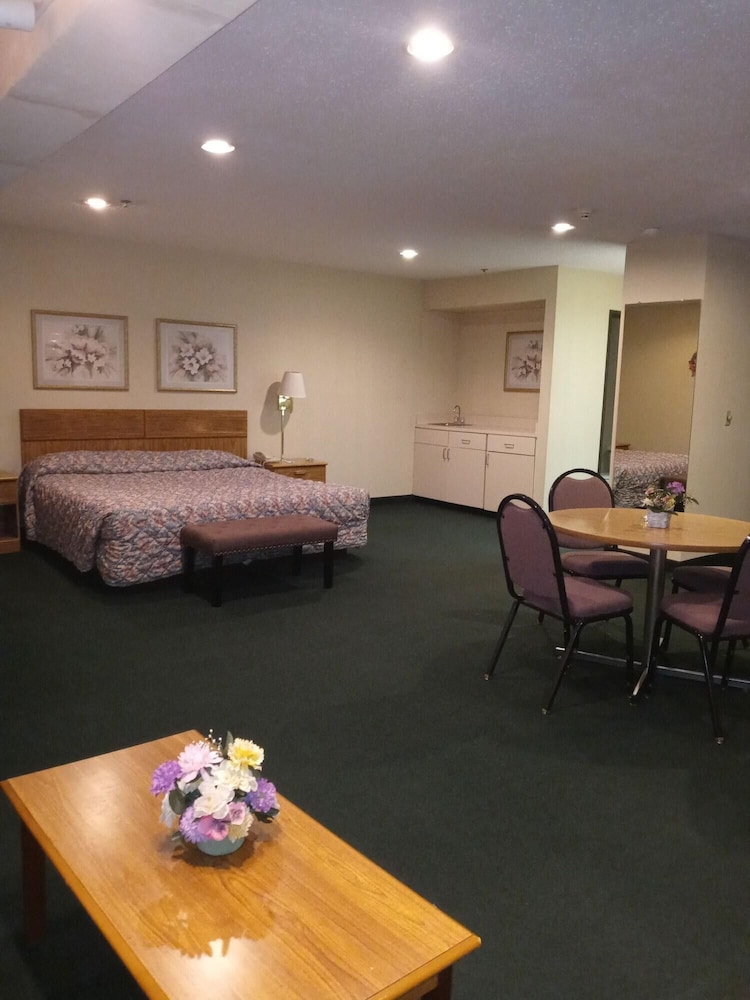Quality Inn New Martinsville, WV 50/65