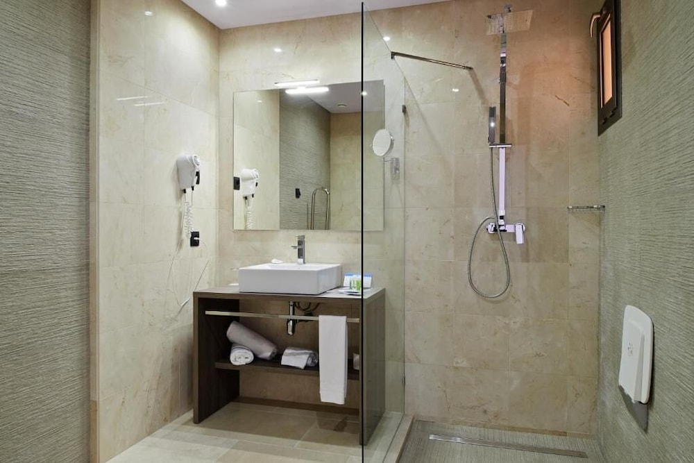 Marins Beach Club Adults Only 48/50