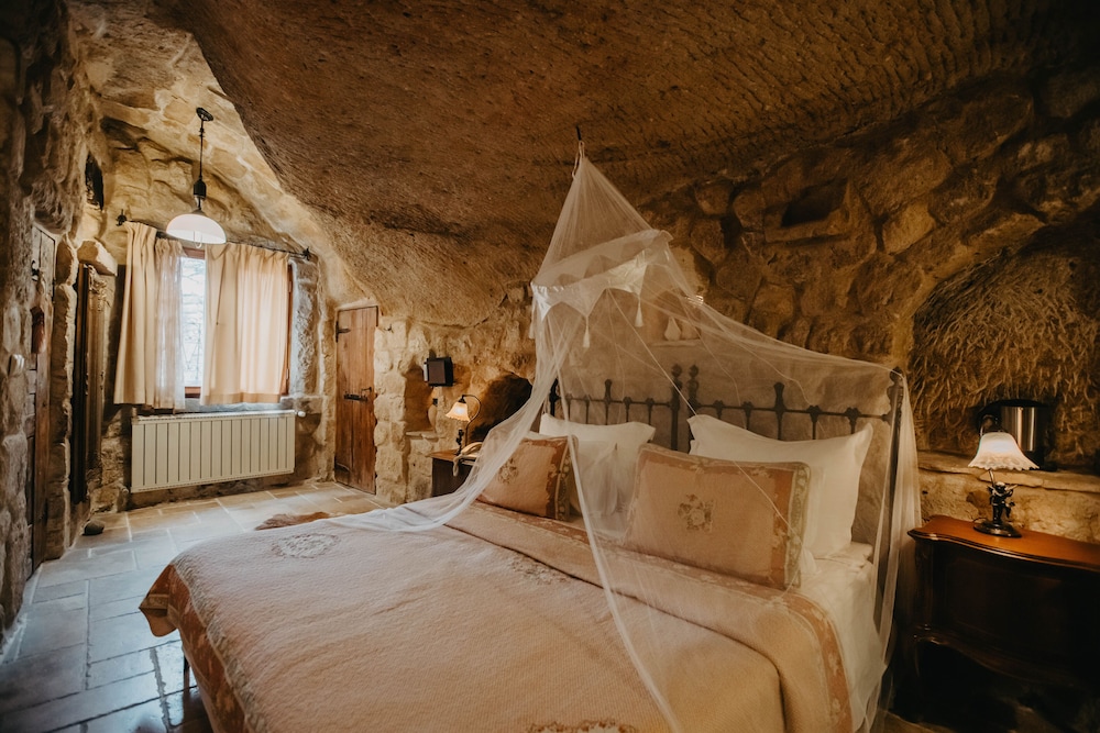 Melekler Evi 18/78