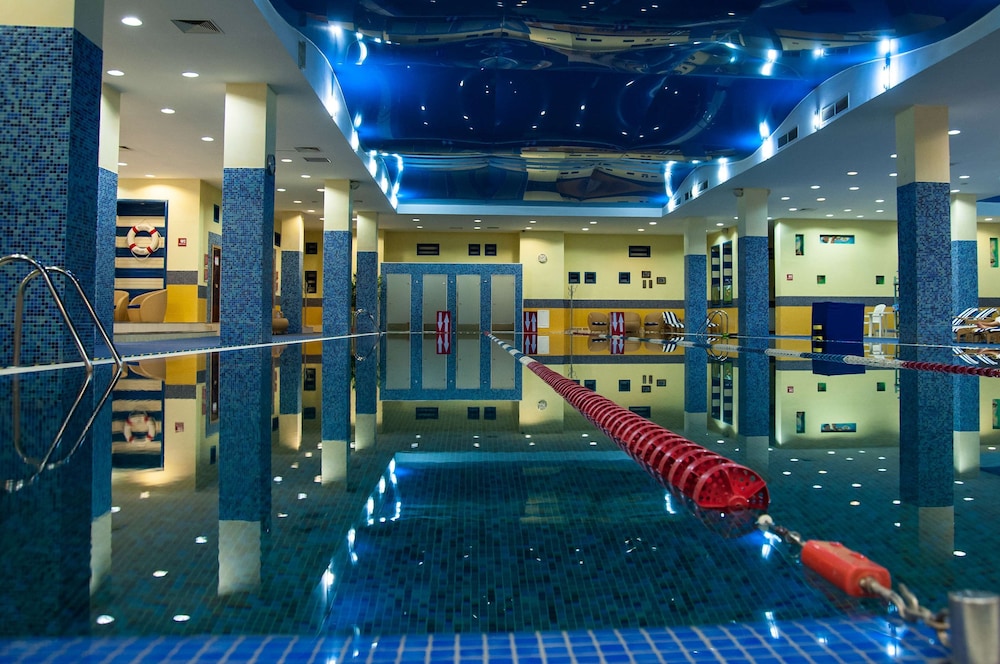 Radisson Hotel Astana 65/71