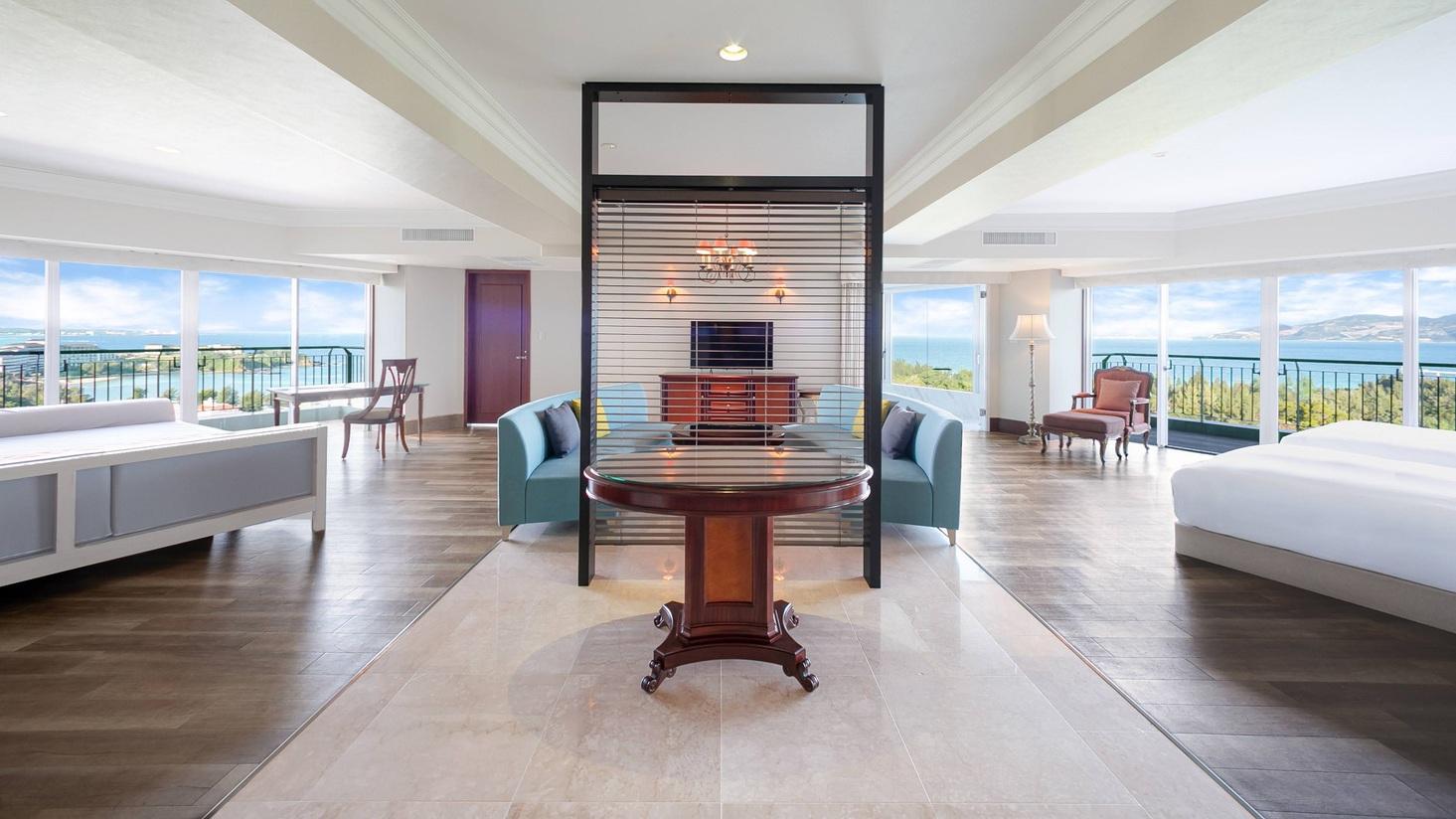Semi Room, Ocean, Panorama, Suite, 2 Semi Double Beds