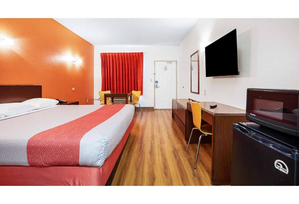 1 King Bed - Non-Smoking, Micfridge, Sofa-Bed