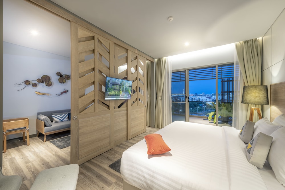 Aisana Hotel Korat 10/50