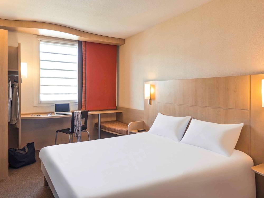 ibis Cannes Mandelieu 21/76
