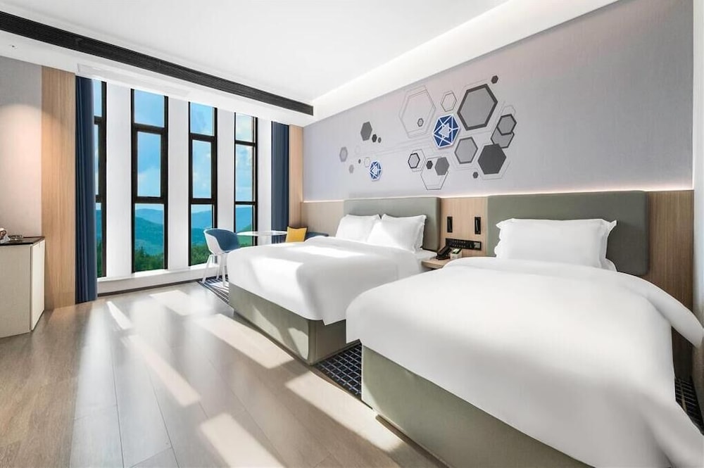 Microtel by Wyndham Anshun Xixiu 15/32